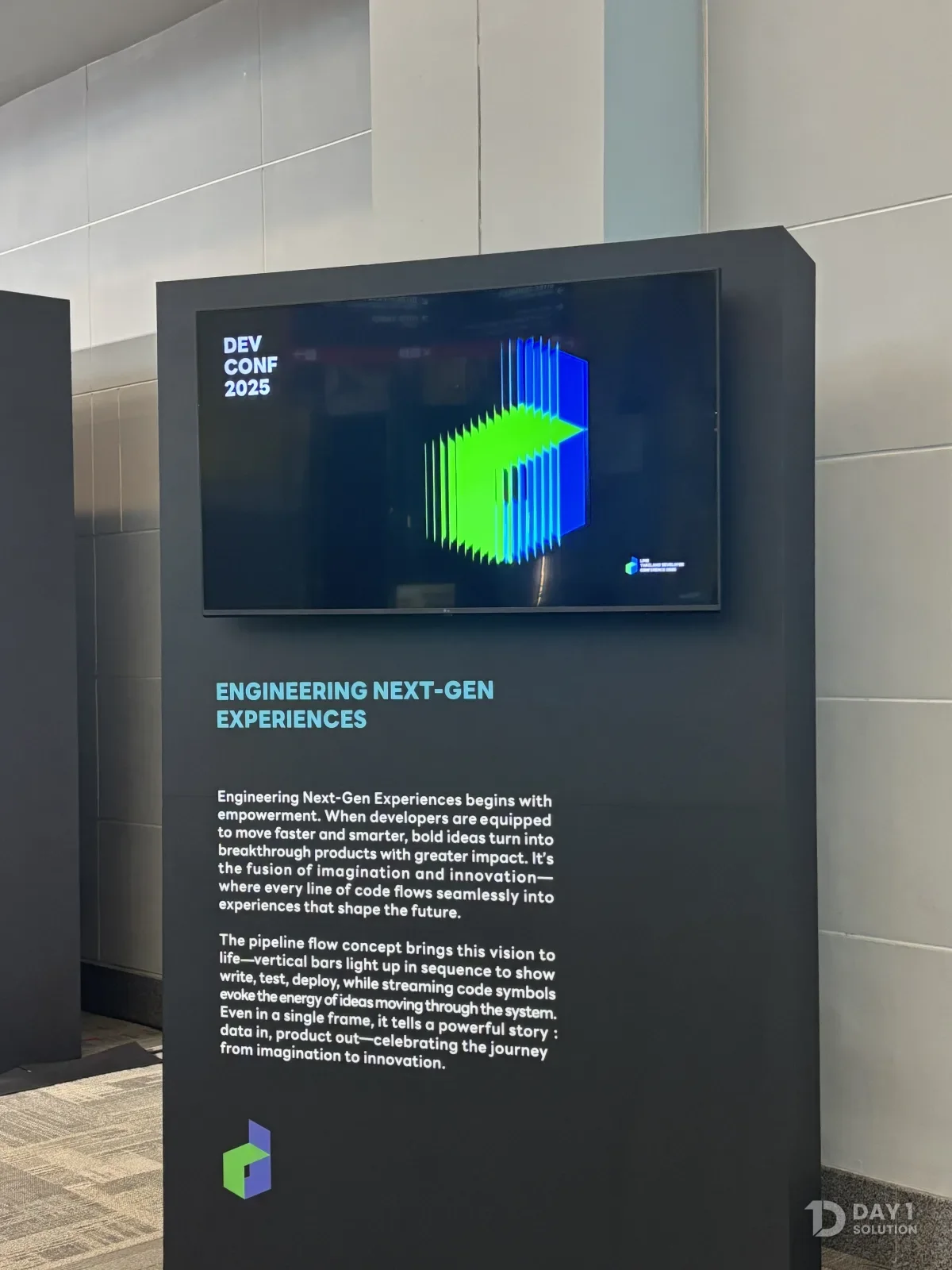 ป้ายงาน LINE Thailand Developer Conference 2025 พร้อมธีม Engineering Next-Gen Experiences
